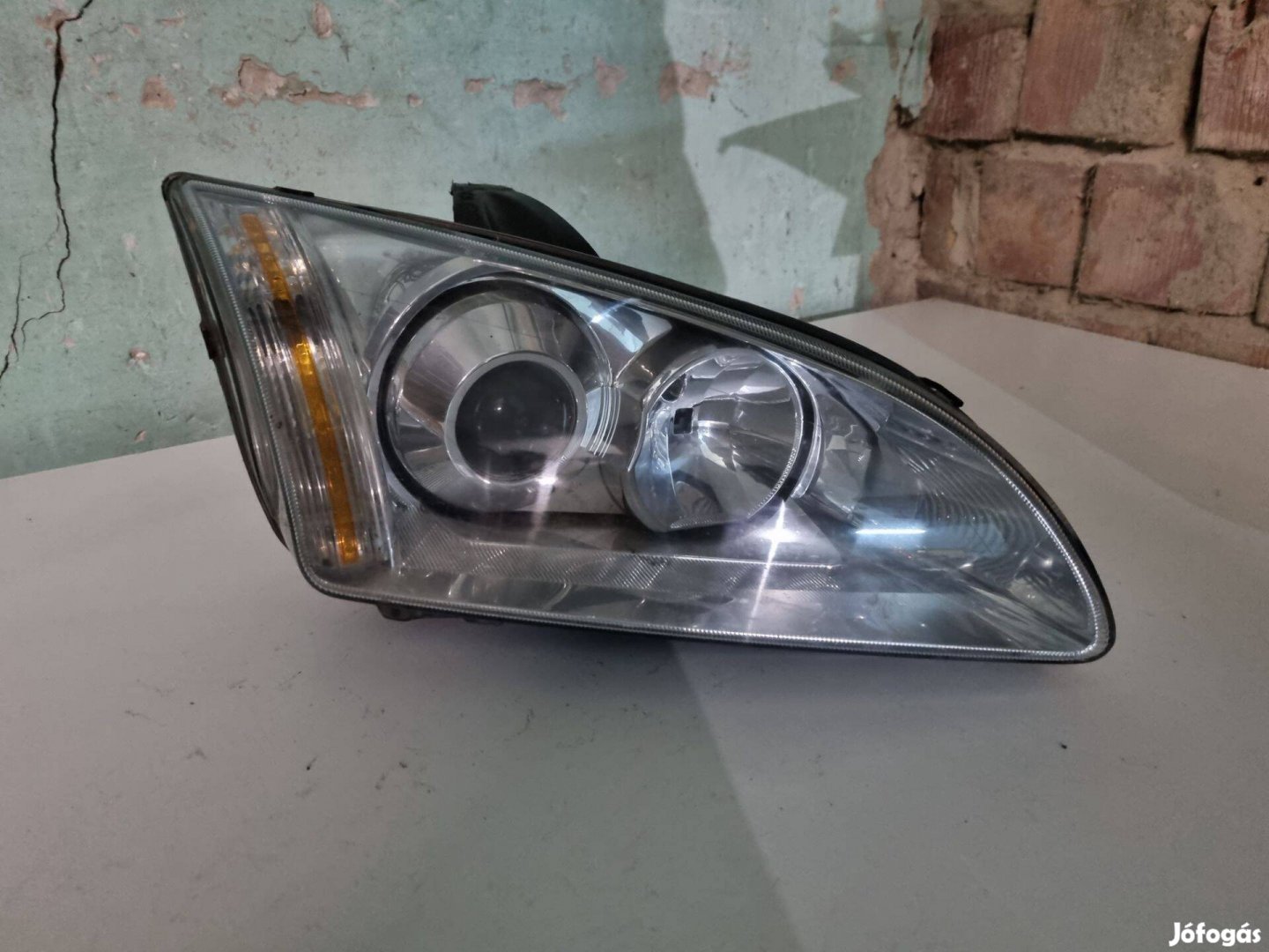 Ford Focus Jobb első xenon fényszóró lámpa 4M51-13W029-EE