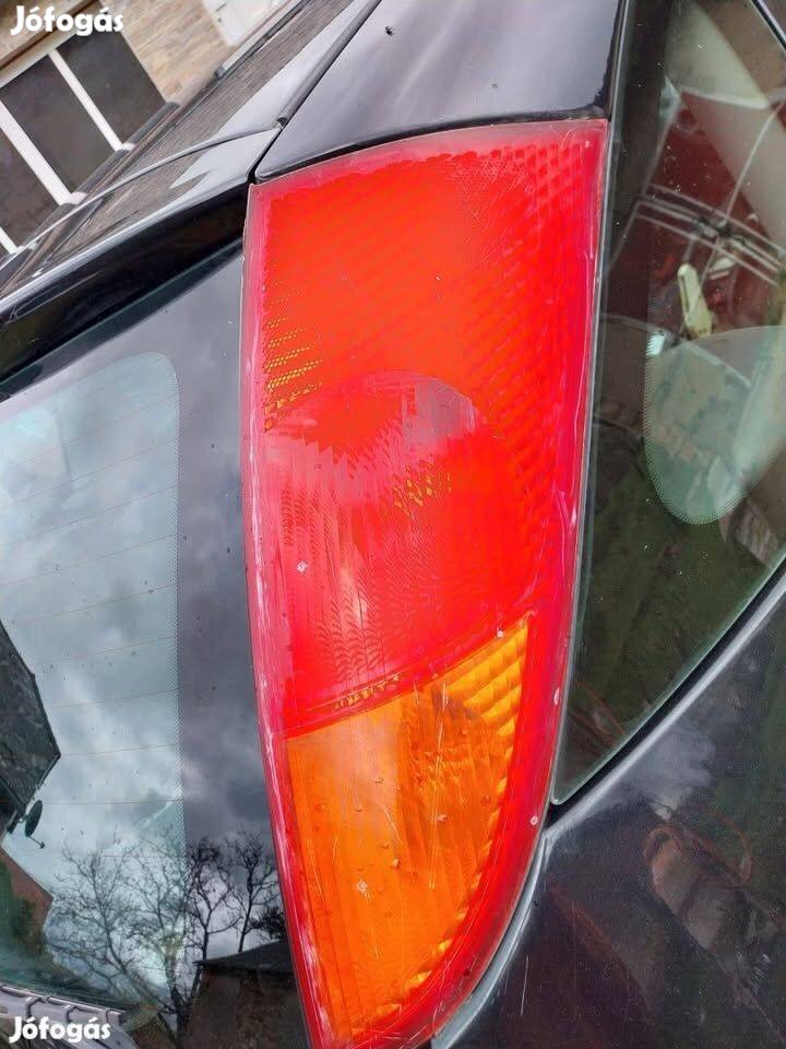Ford Focus MK1 hátsó lámpa pár