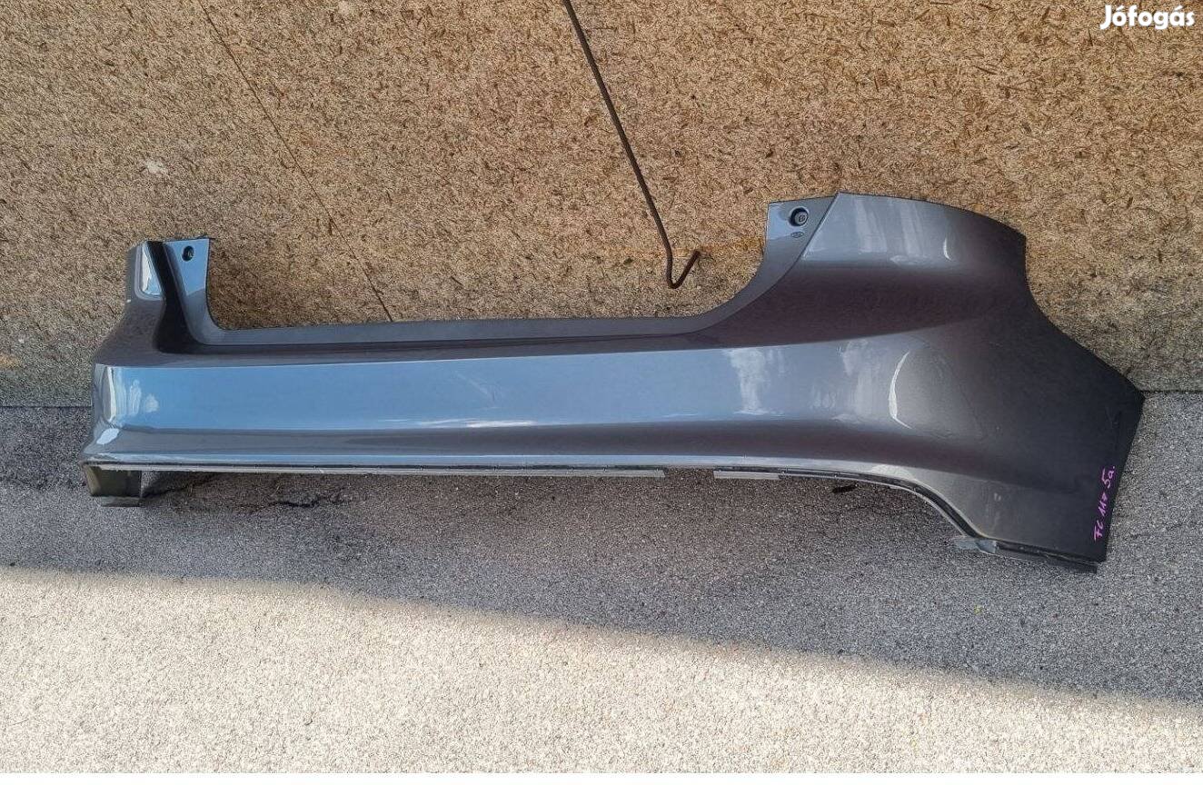 Ford Focus MK3 2011- 5 ajtós hátsó lökhárító ( nem radaros )