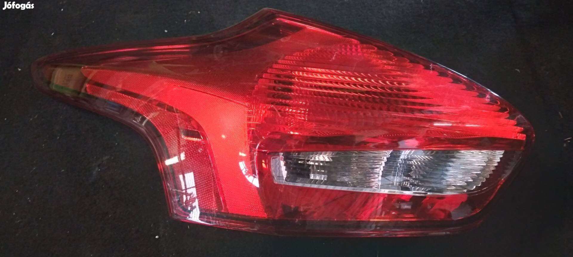 Ford Focus MK3 hátsó lámpa 2014 től vadonatúj
