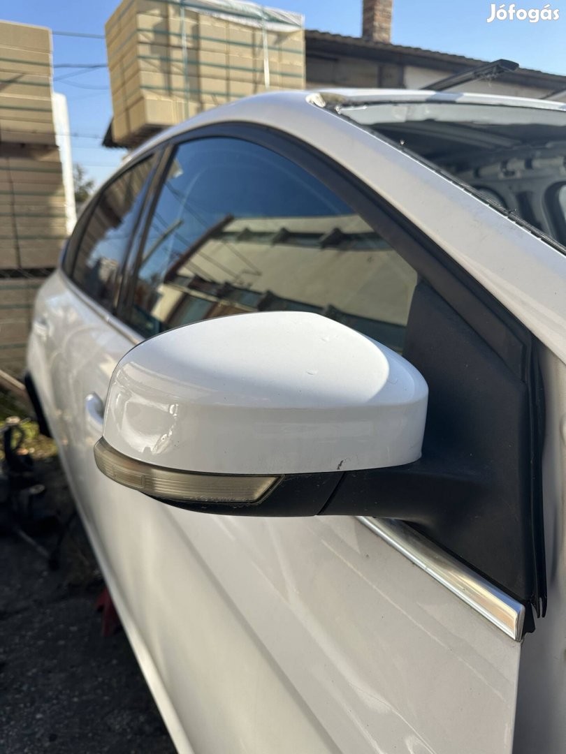 Ford Focus MK3 motoros visszapillantó