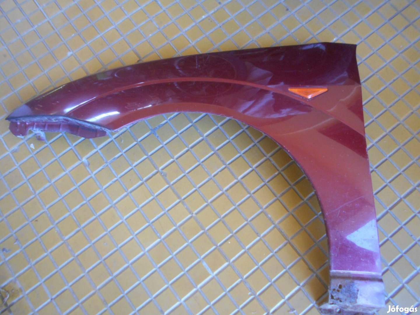 Ford Focus Mk1 bal első sárvédő