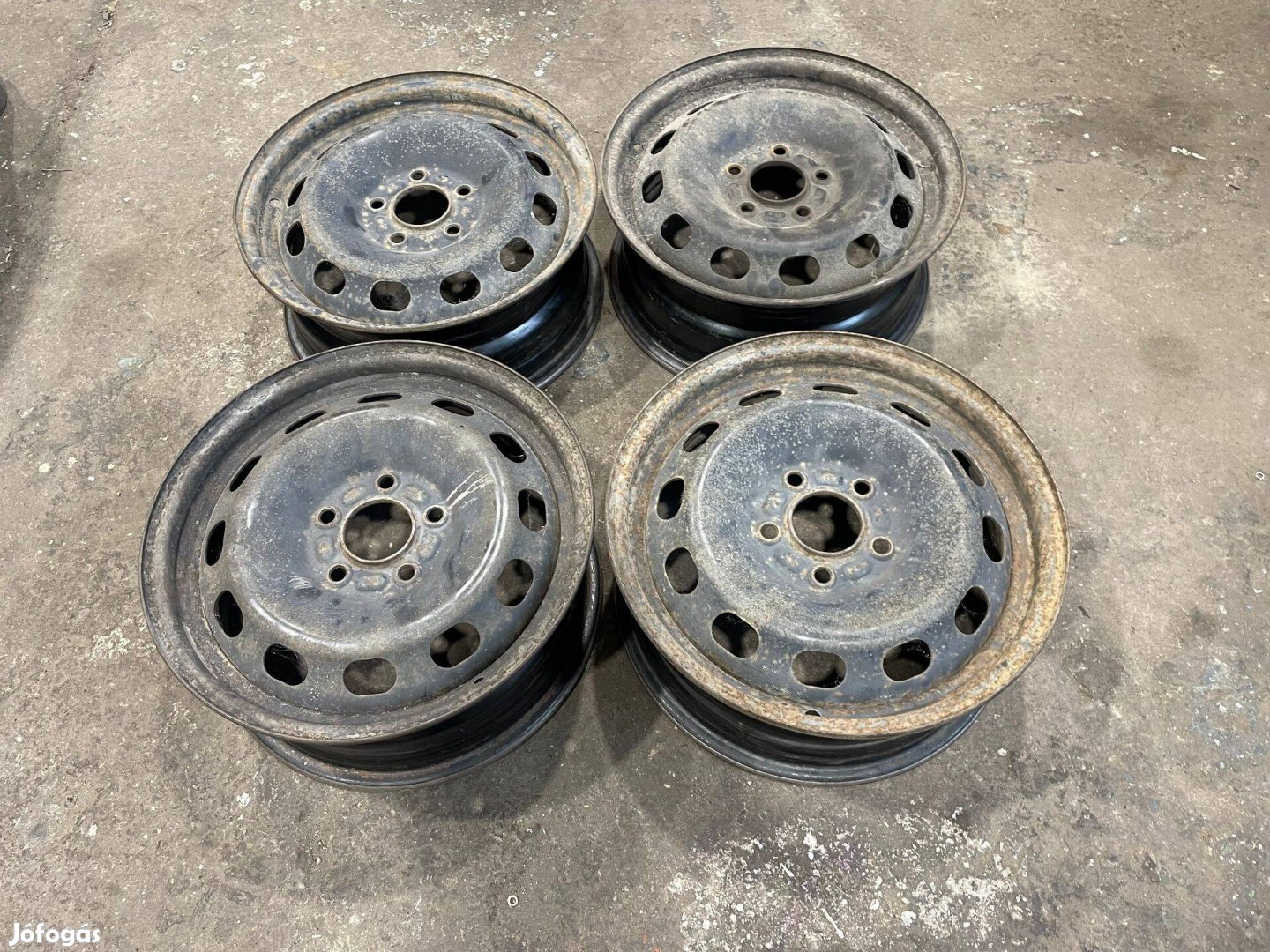 Ford Focus Mk2-2.5 C-Max 15"-os acélfelni lemezfelni garnitúra 5X108