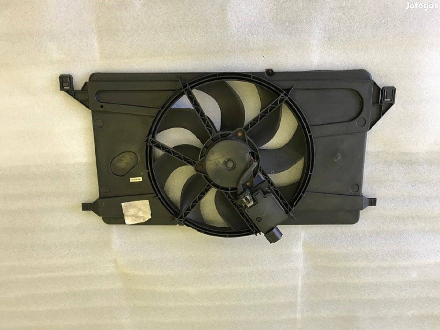 Ford Focus Mk2-2.5 benzin 3M51-8C607-EC hütöventilátor elektronikával