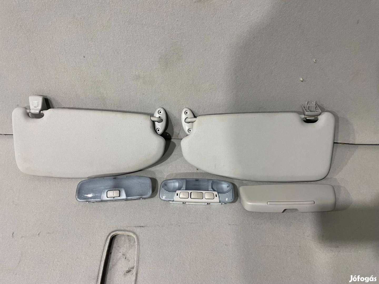 Ford Focus Mk2-2.5 gyári napellenző