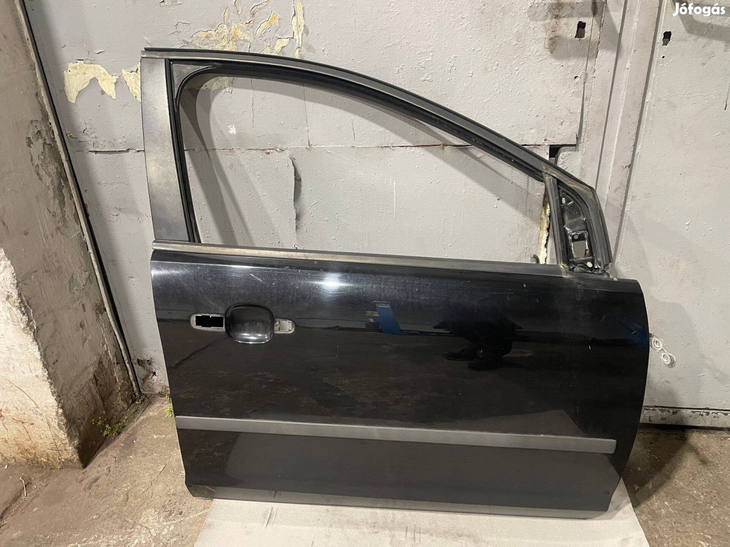Ford Focus Mk2 Bal első fekete F05 színkódú rozsda mentes ajtó
