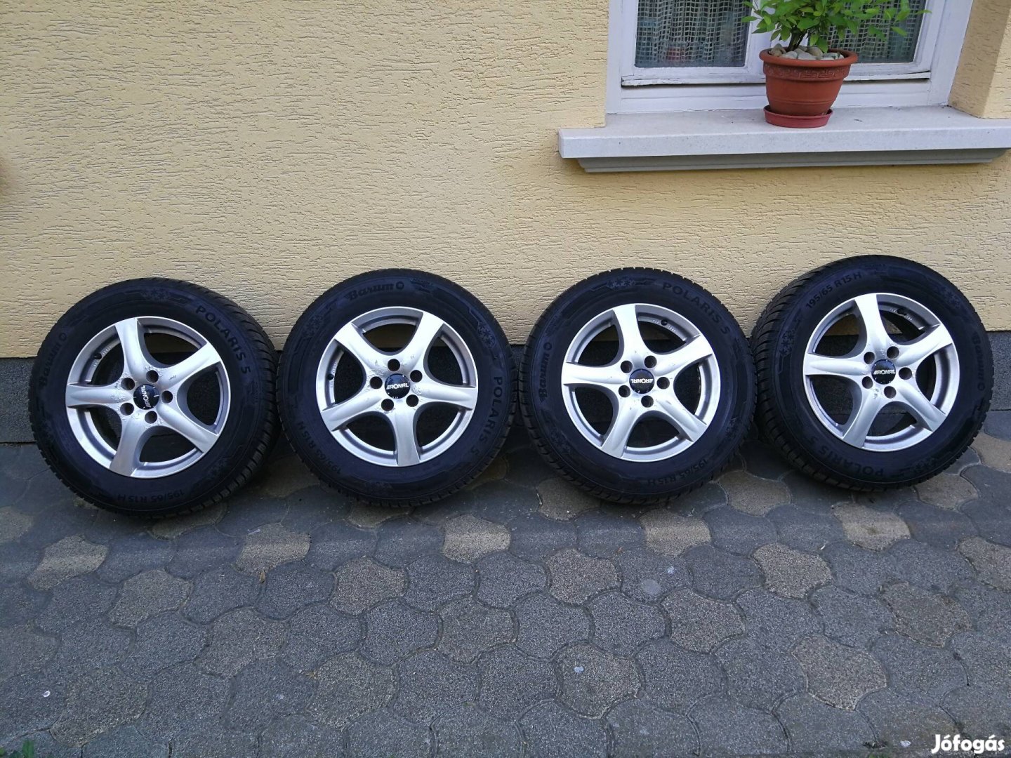 Ford Focus Mk2, C-Max alufelni garnitúra gumival 6,5-j15" 