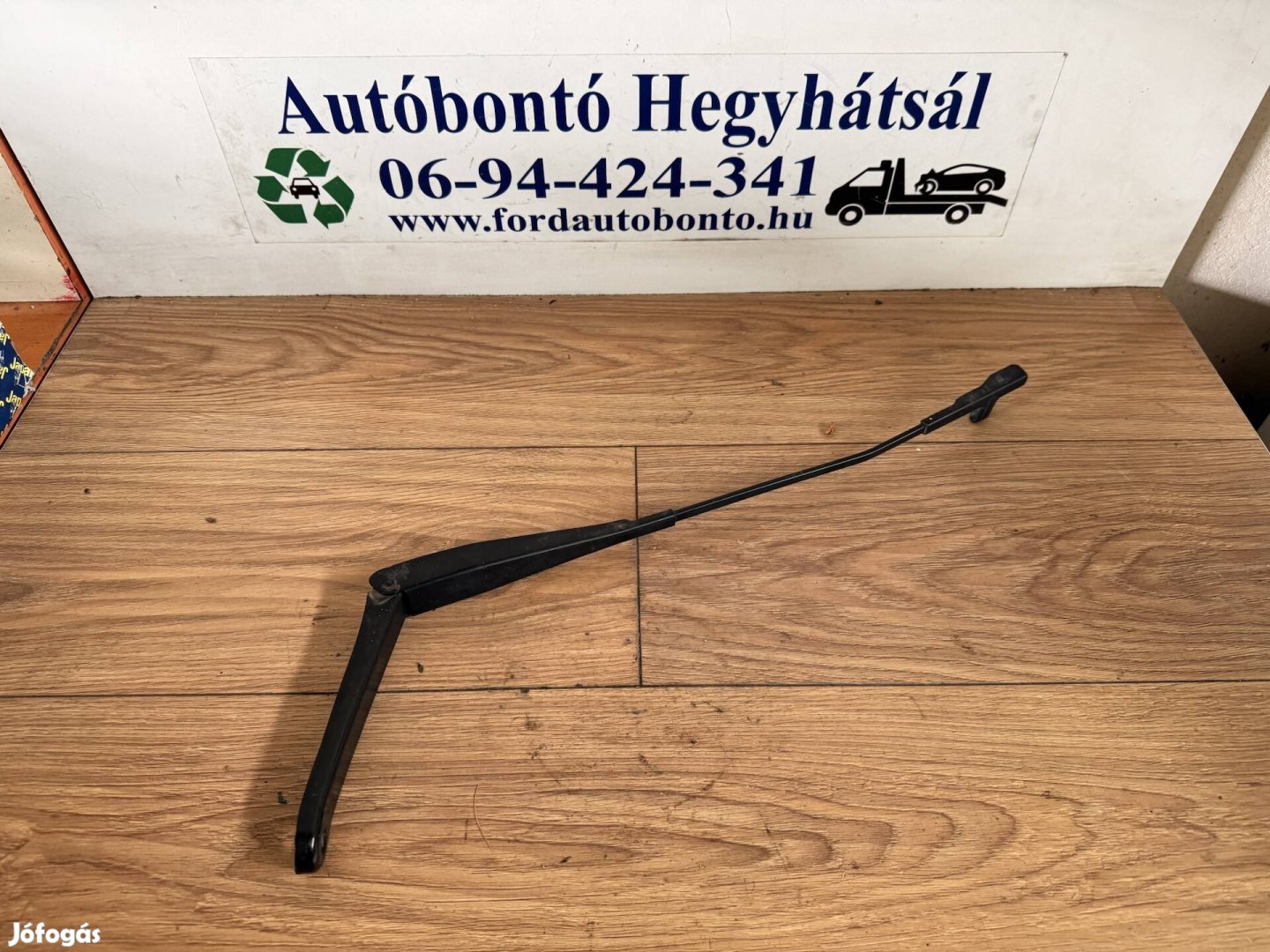 Ford Focus Mk2 bal első ablaktörlő kar 