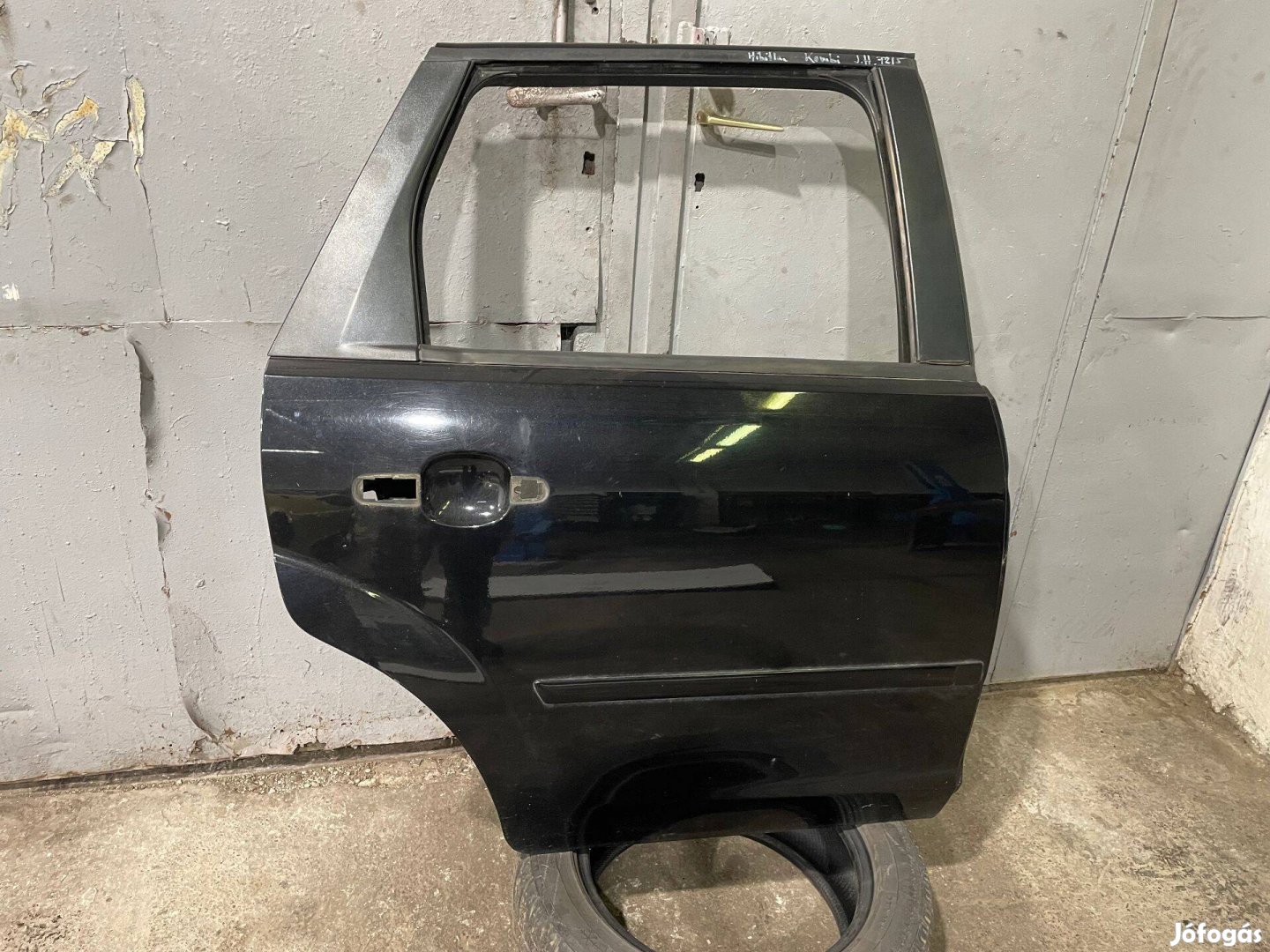 Ford Focus Mk2 kombi jobb hátsó fekete F05 színkódú rozsda mentes ajtó