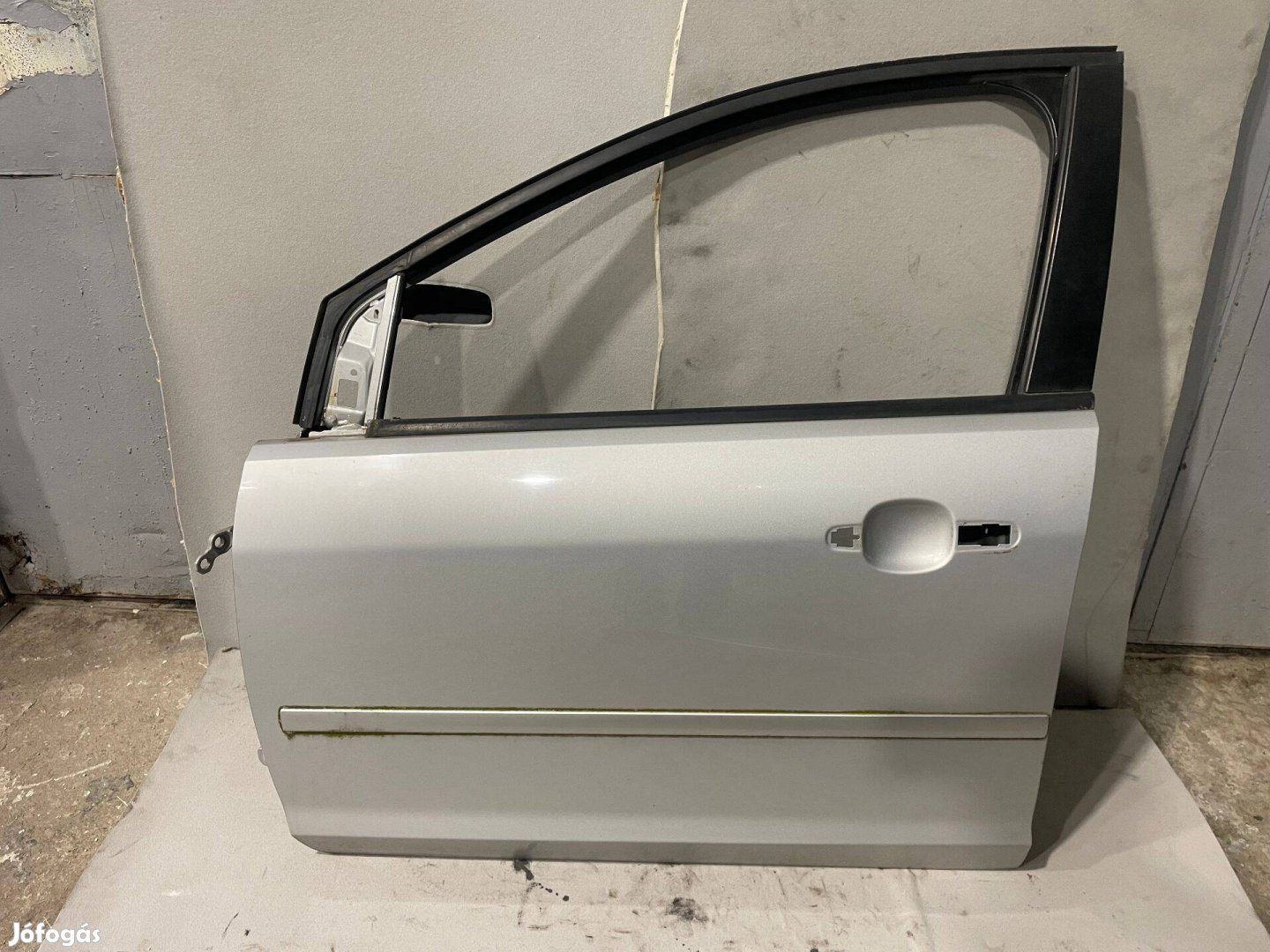 Ford Focus Mk2 kombi rozsda mentes ezüst 03 színkódú ajtók eladók