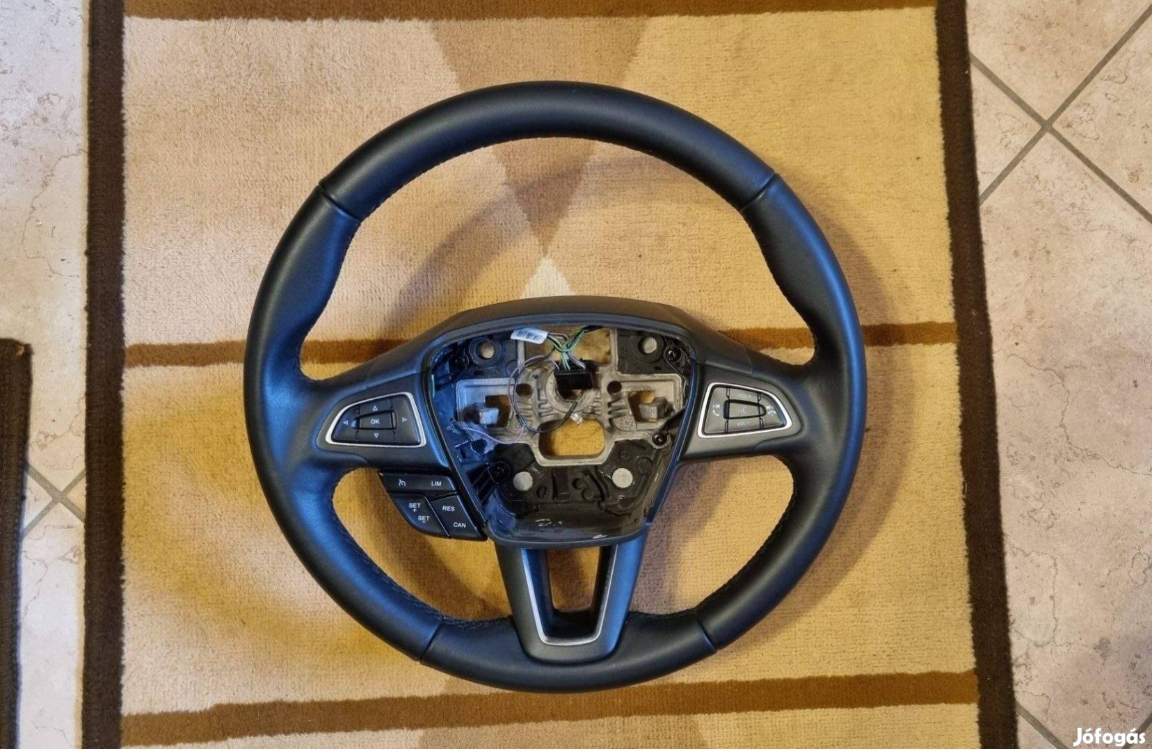 Ford Focus Mk3 2015- Kormány