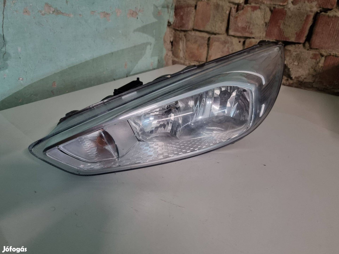Ford Focus Mk3 (2014-2018) Bal első fényszóró lámpa
