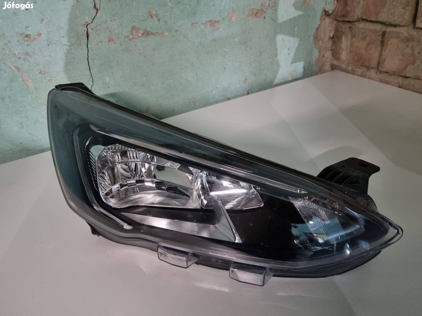 Ford Focus Mk4 jobb első fényszóró lámpa (2018-2022)