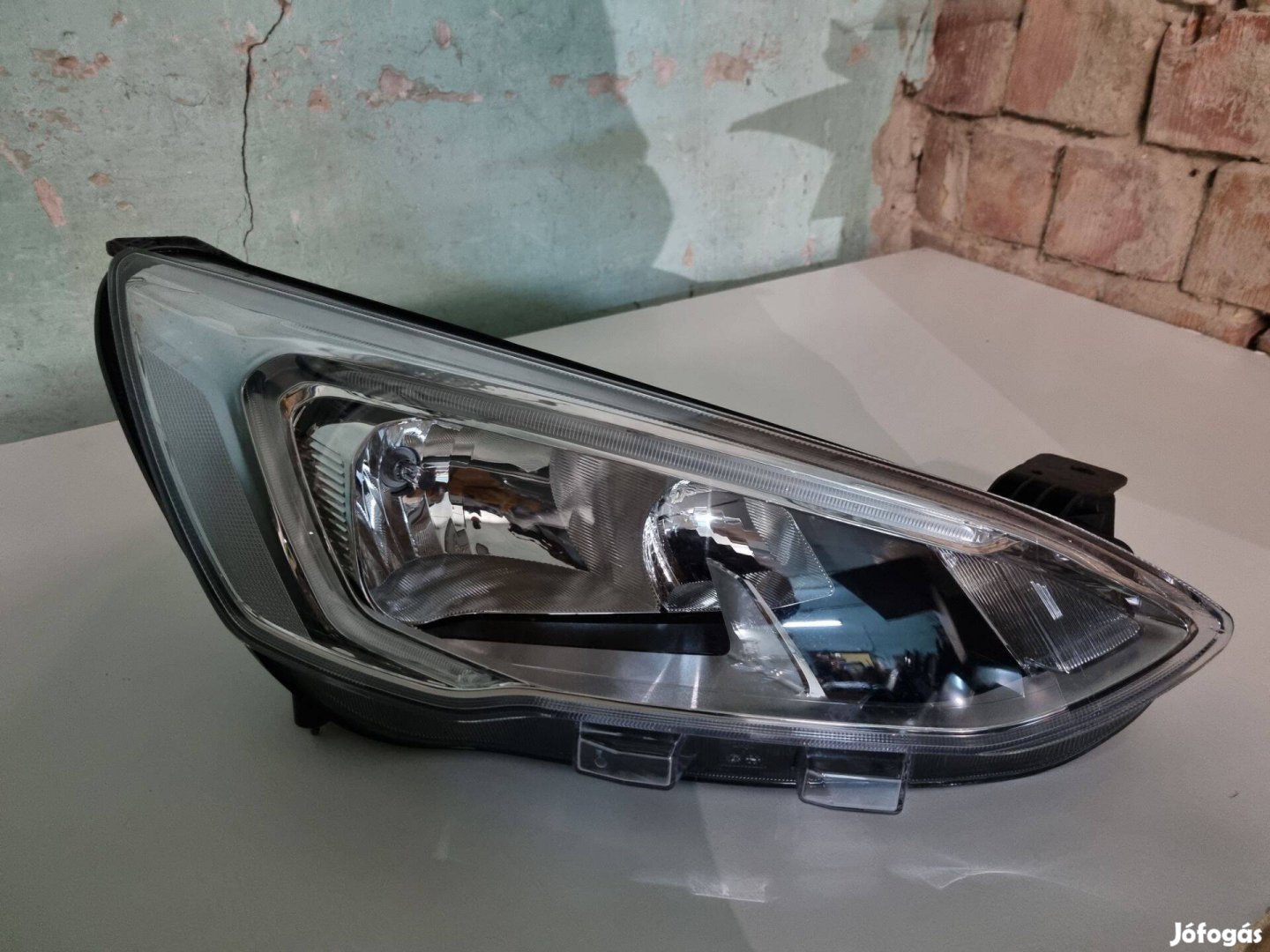 Ford Focus Mk4 jobb első fényszóró lámpa (2018-2022)
