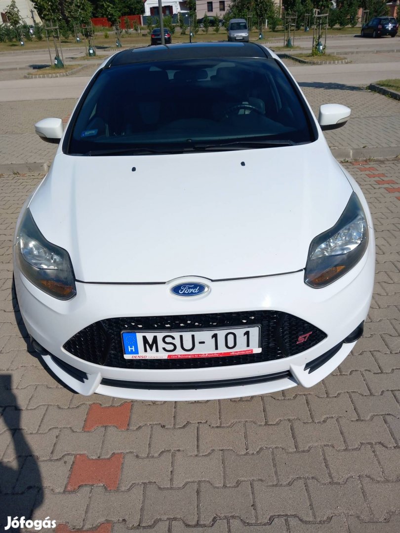 Ford Focus ST3 eladó