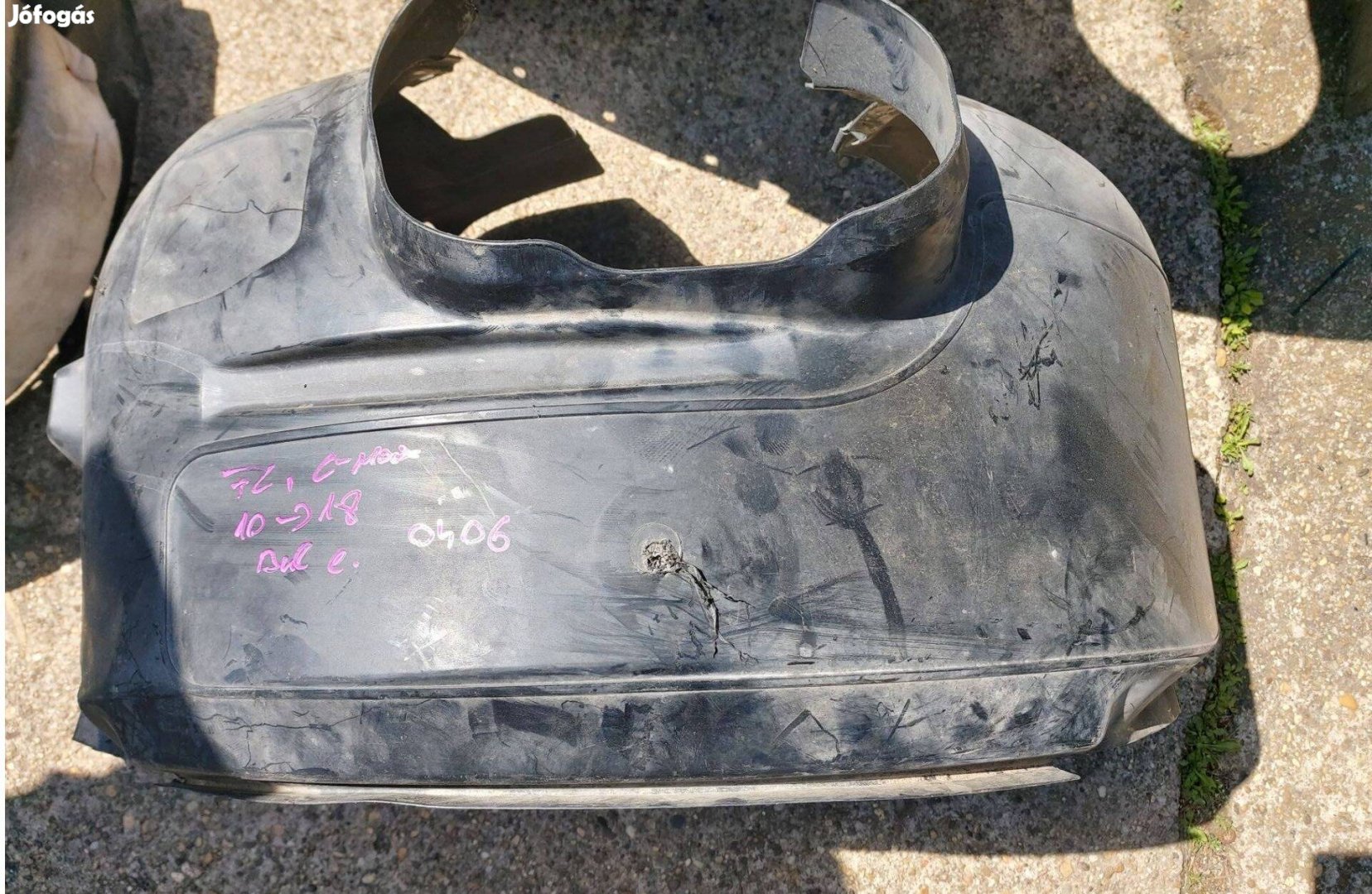 Ford Focus , Ford C-max bal első dobbetét ( 2010-2018 )