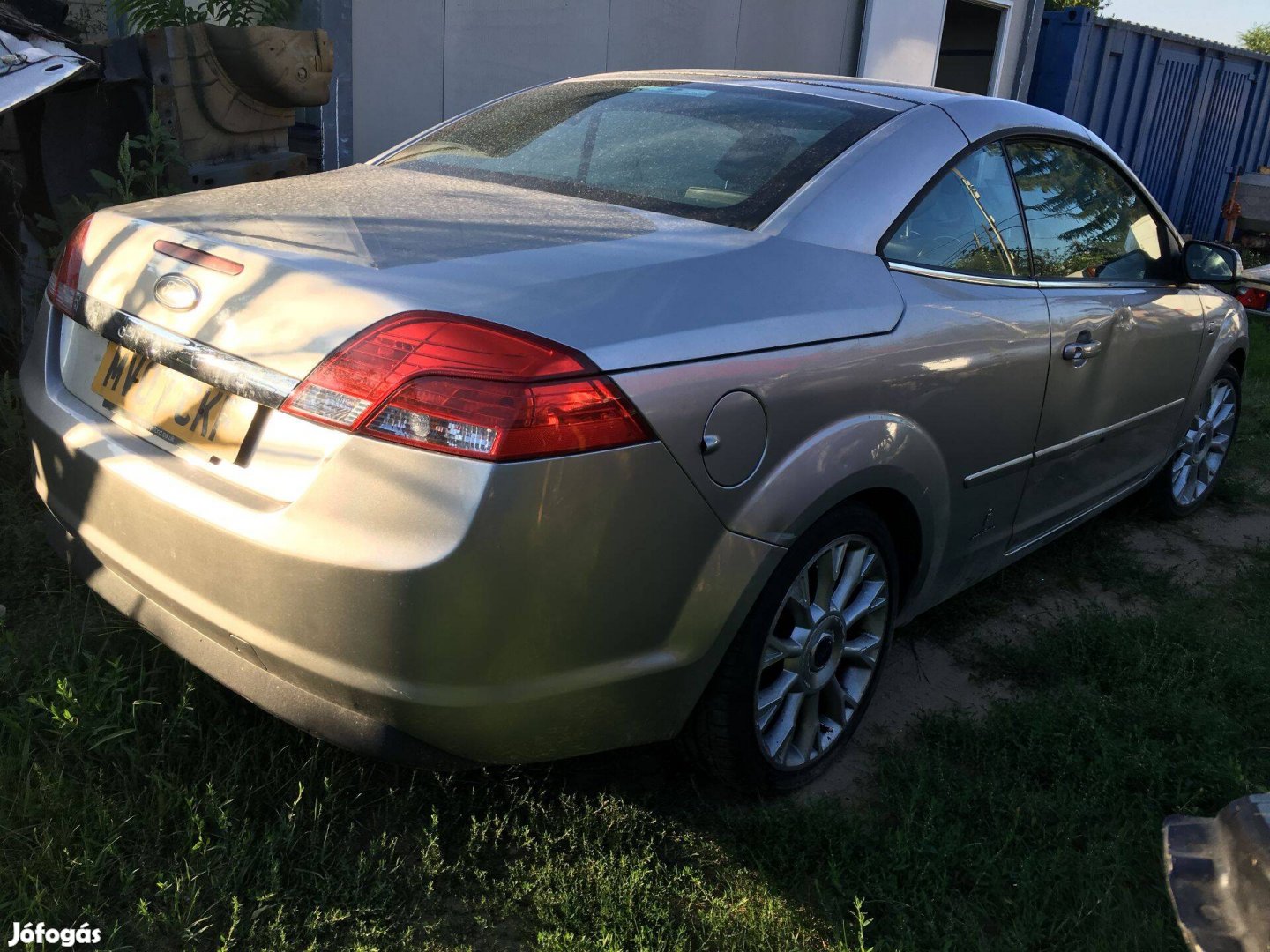 Ford Focus cabrio coupé csomagtér ajtó bontott alkatrészek kapható