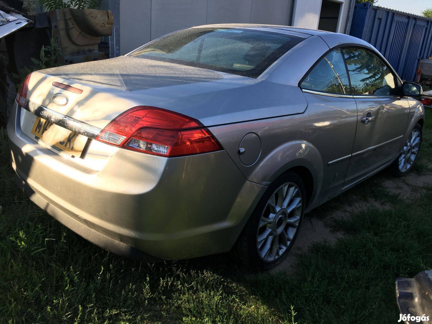 Ford Focus cabrio coupé csomagtér ajtó bontott alkatrészek kapható