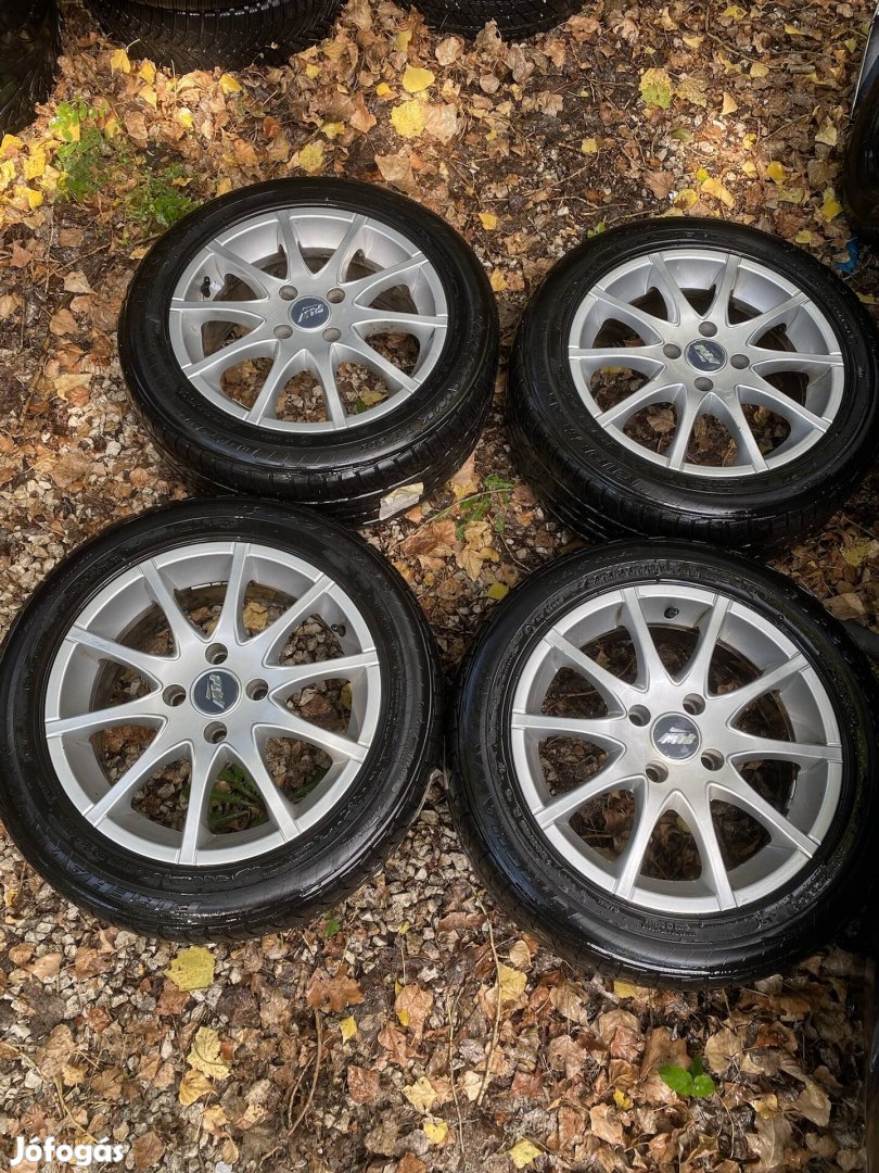 Ford Focus felni szett gumikkal 205/55R16 