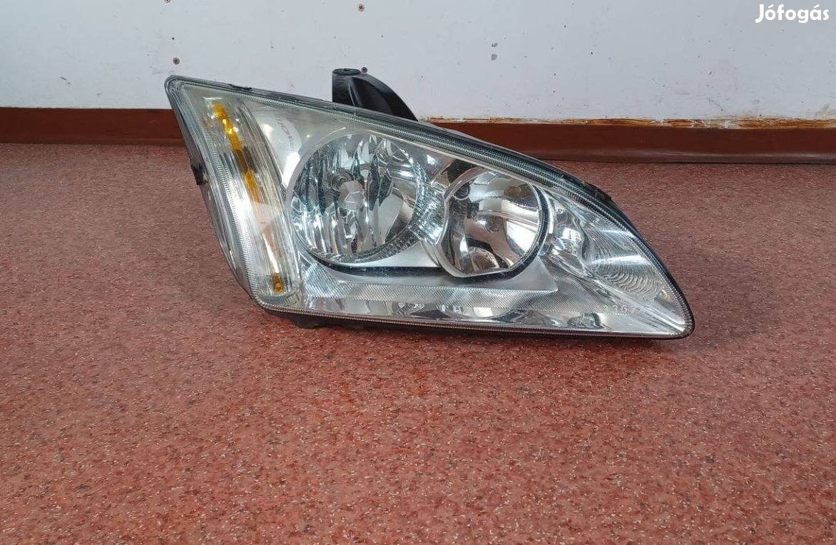 Ford Focus fényszóró MK2 jobb gyári