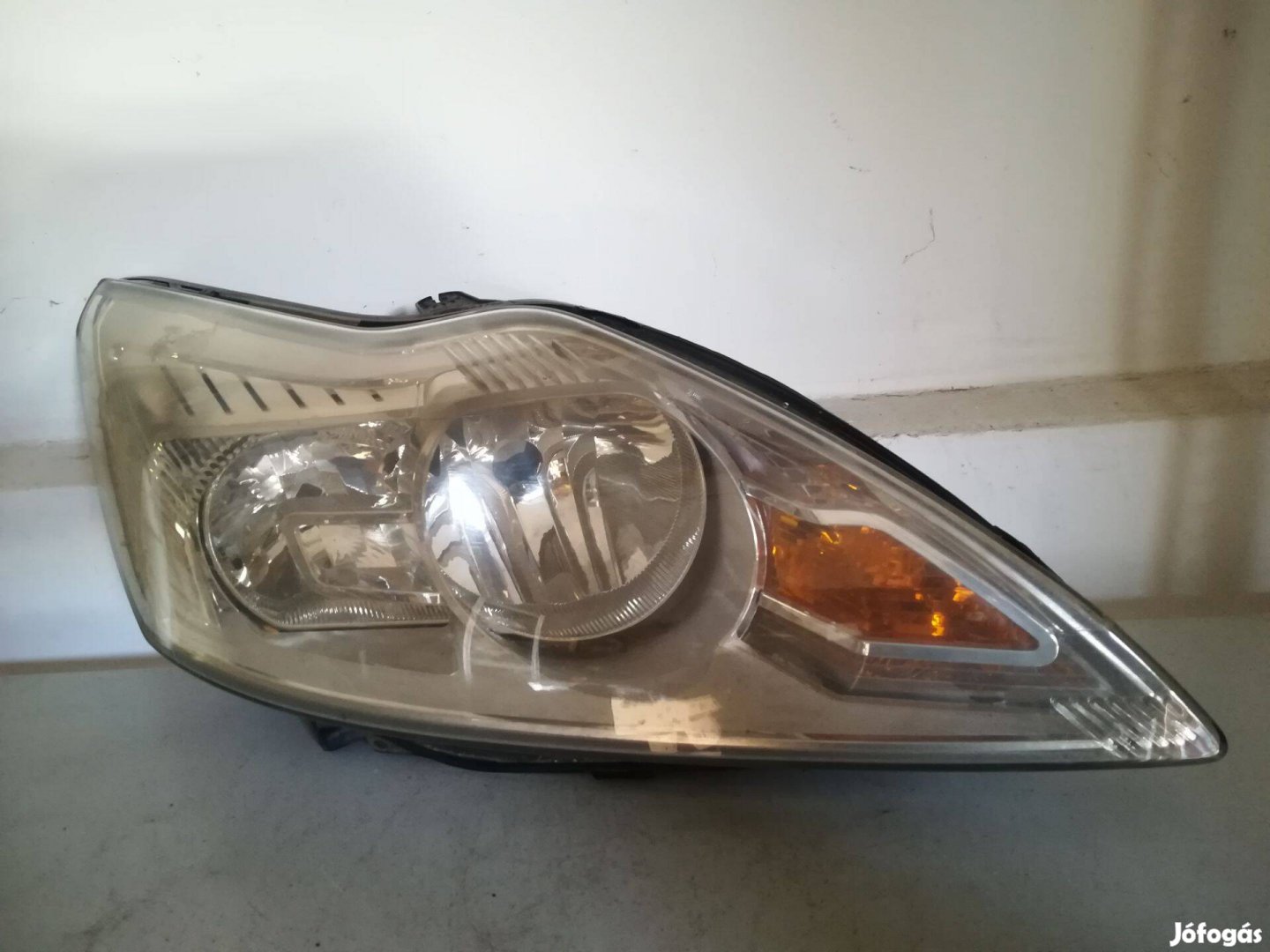 Ford Focus fényszóró jobb 2008 -> (H7,H1) (E+) króm Hibás!