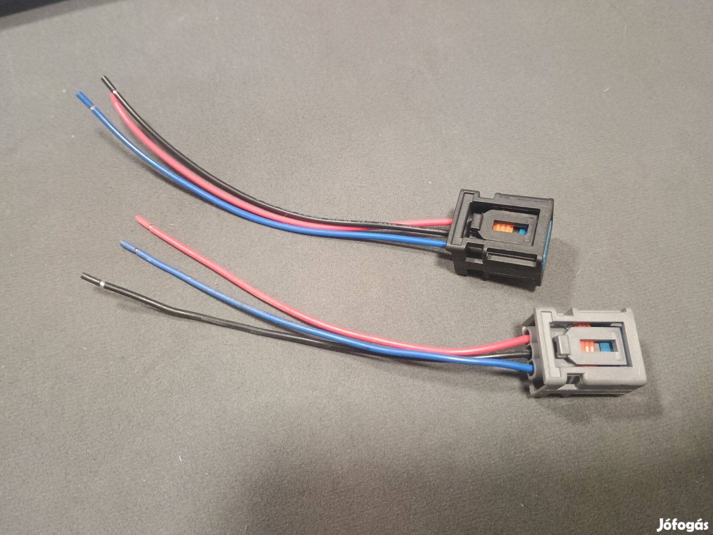 Ford Focus gyújtó trafó csatlakozó (szürke, fekete)
