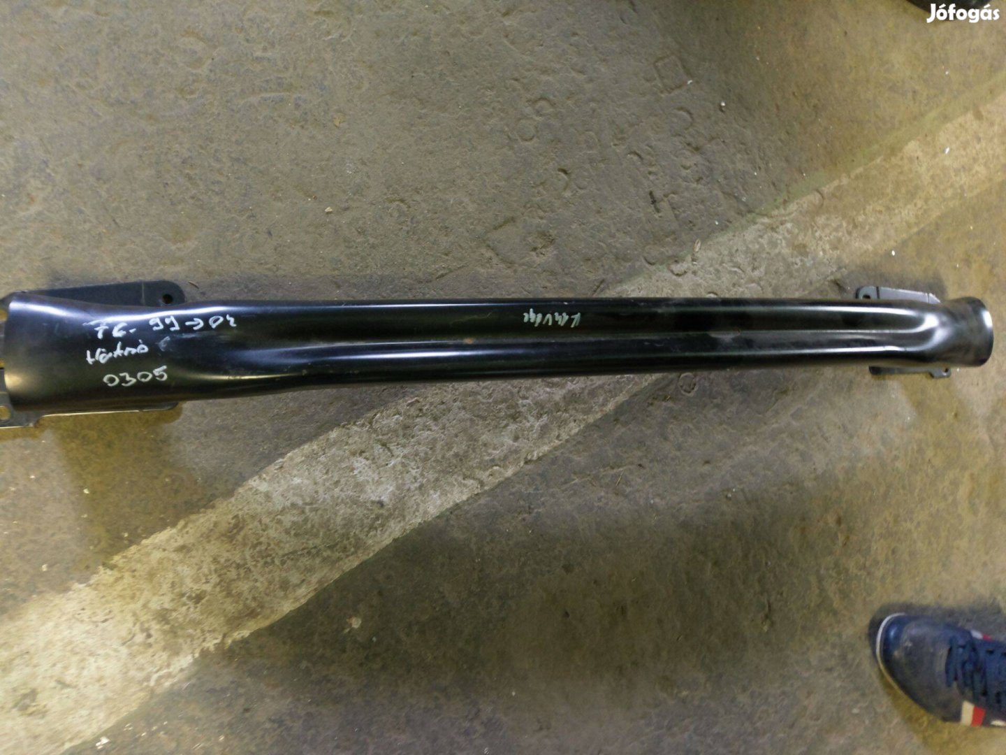 Ford Focus hátsó lökhárító merevítő kereszttartó (1999-2004)