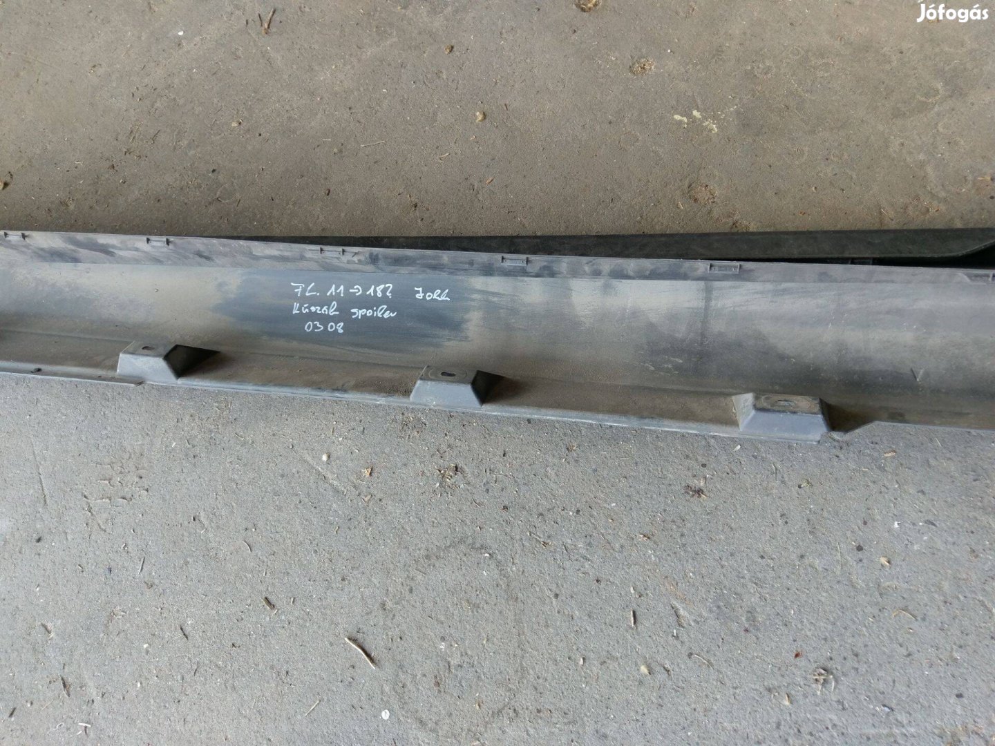 Ford Focus jobb oldali küszöb spoiler (2011-2018)