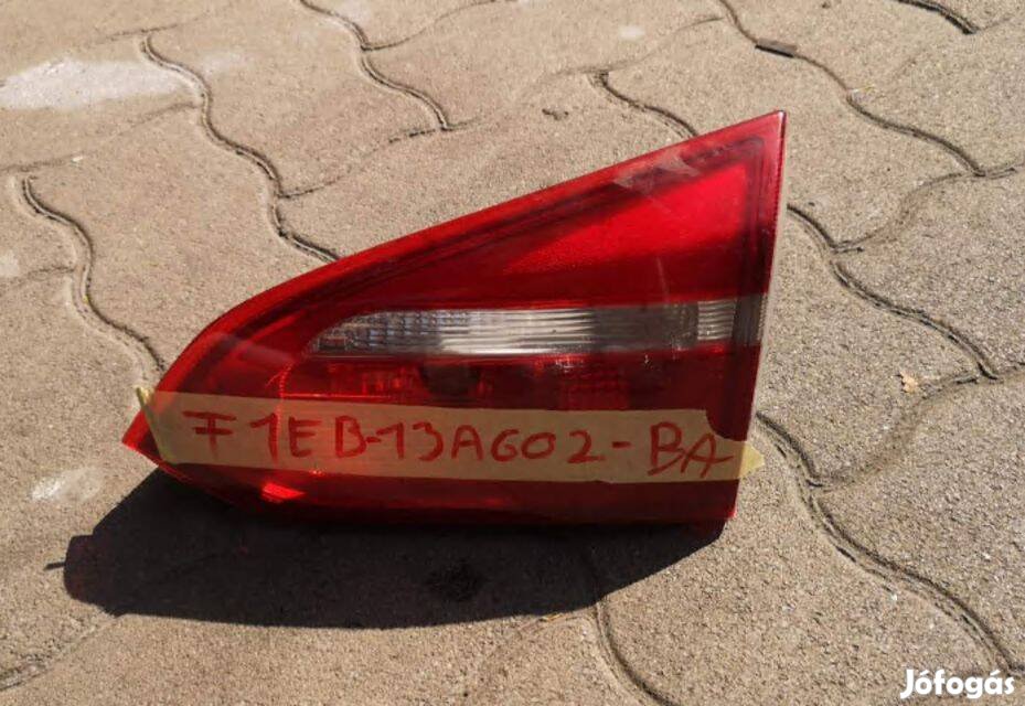 Ford Focus kombi jobb hátsó lámpa sérült cikkszám: F1EB13A602BA