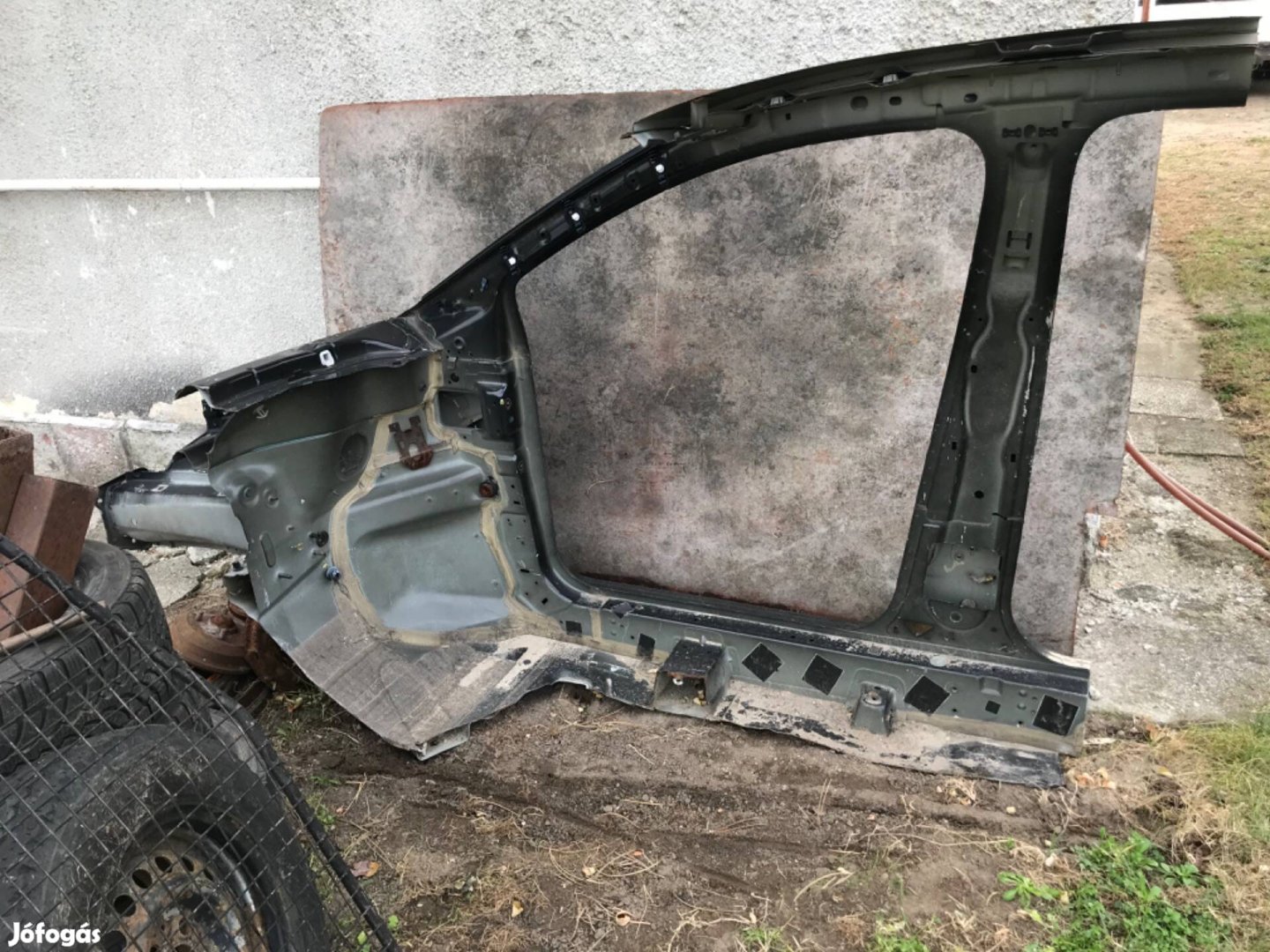 Ford Focus komplett jobb oldali karosszéria