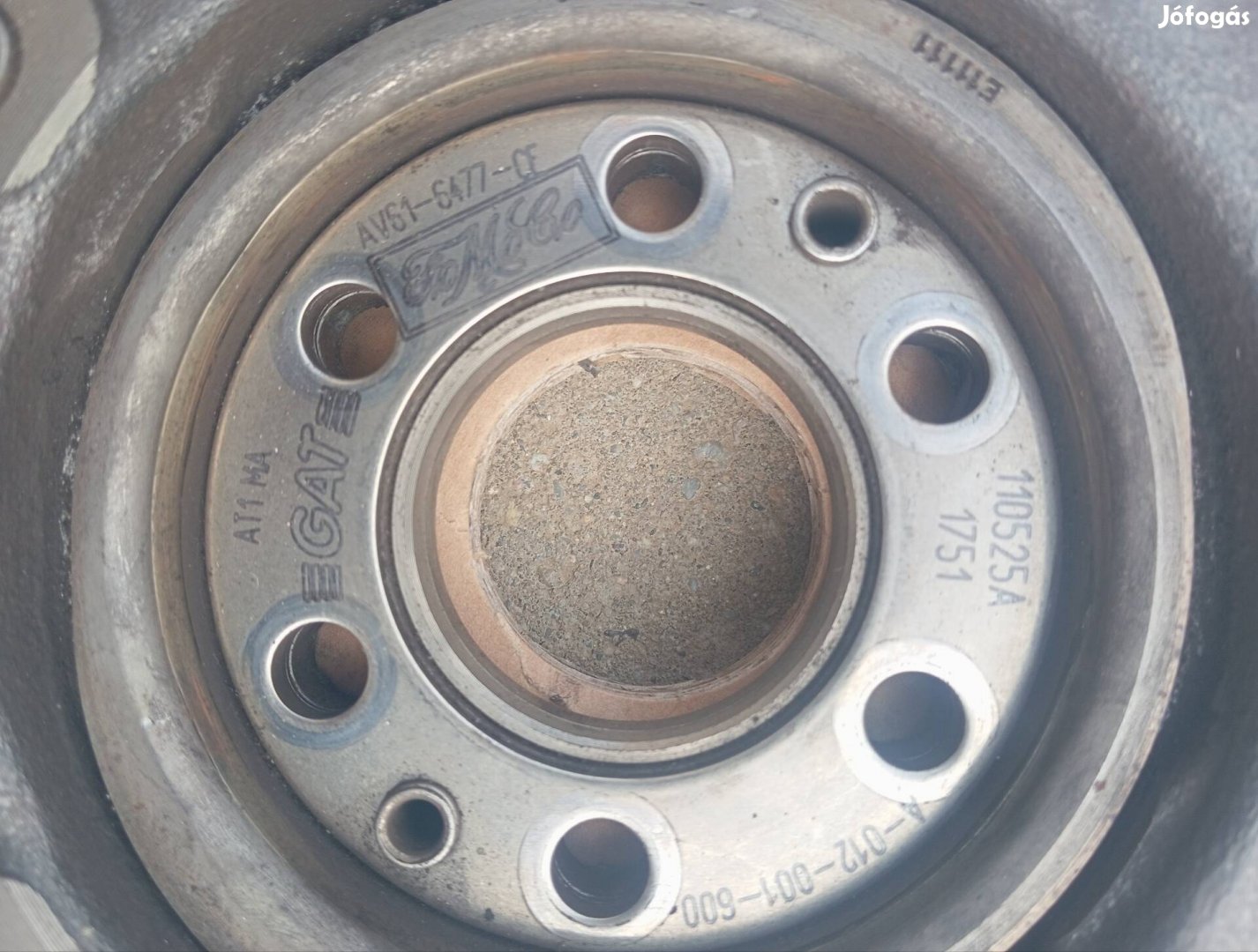 Ford Focus lendkerék 