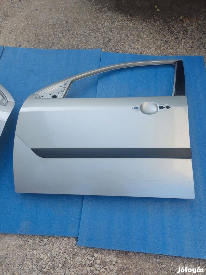 Ford Focus mk1 kombi bal első ajtó