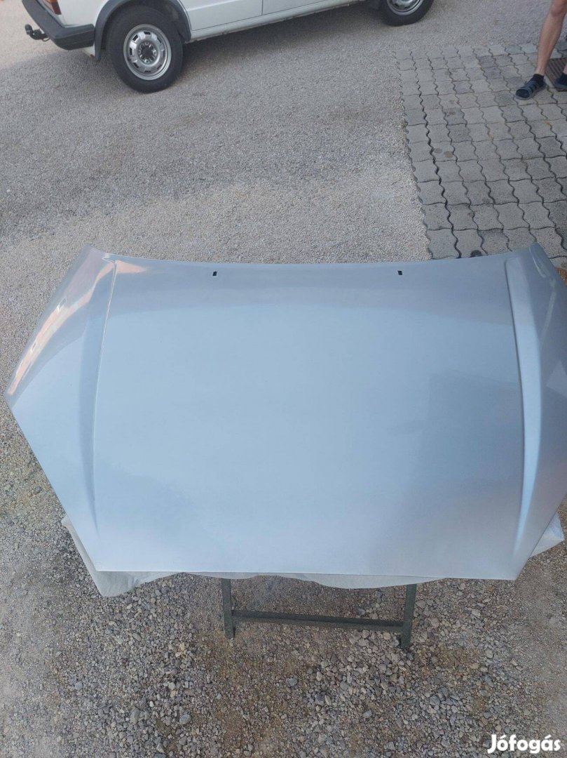 Ford Focus mk1 motorháztető