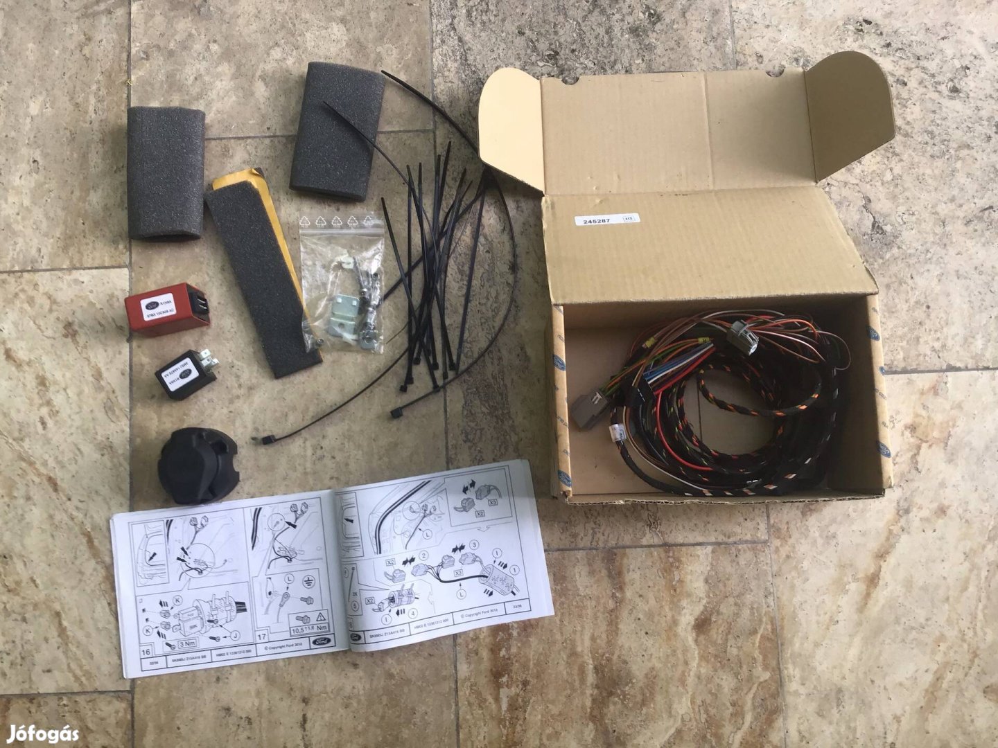 Ford Focus mk2 gyári vonóhorog elektronika