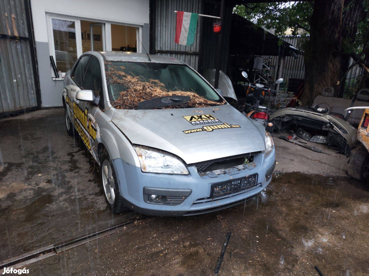 Ford Focus mk2 karosszéria elemei