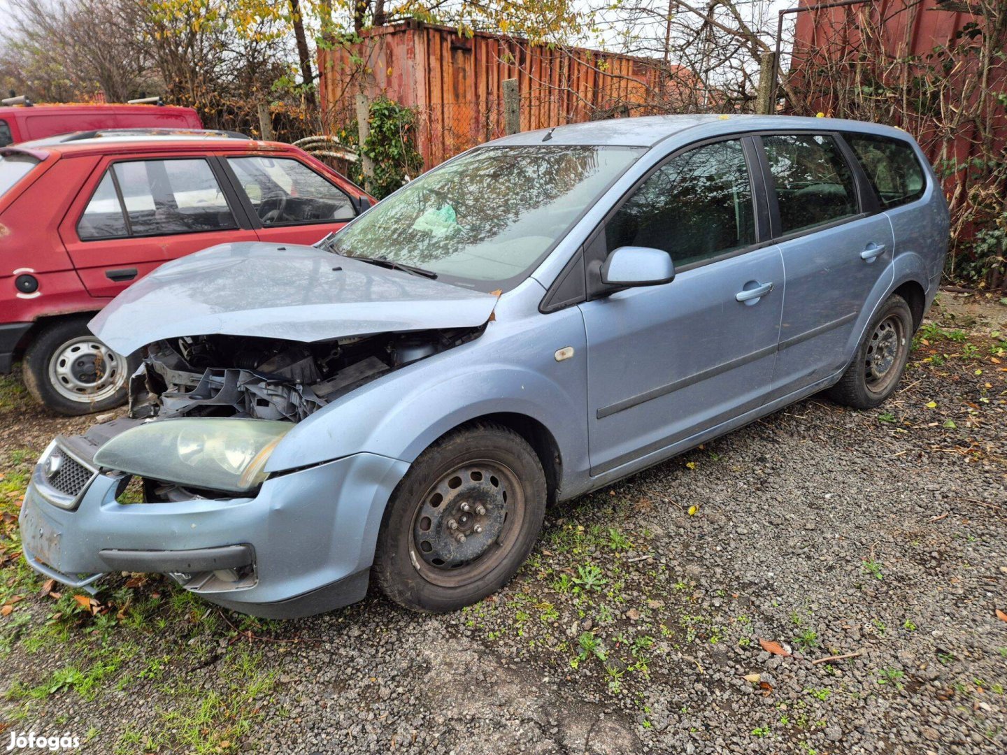 Ford Focus mk2 kombi (2006) 1.6 16V benzines alkatrészei eladóak