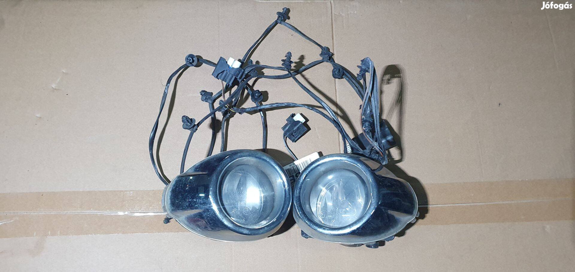 Ford Focus mk3 első ködlámpa kábellel