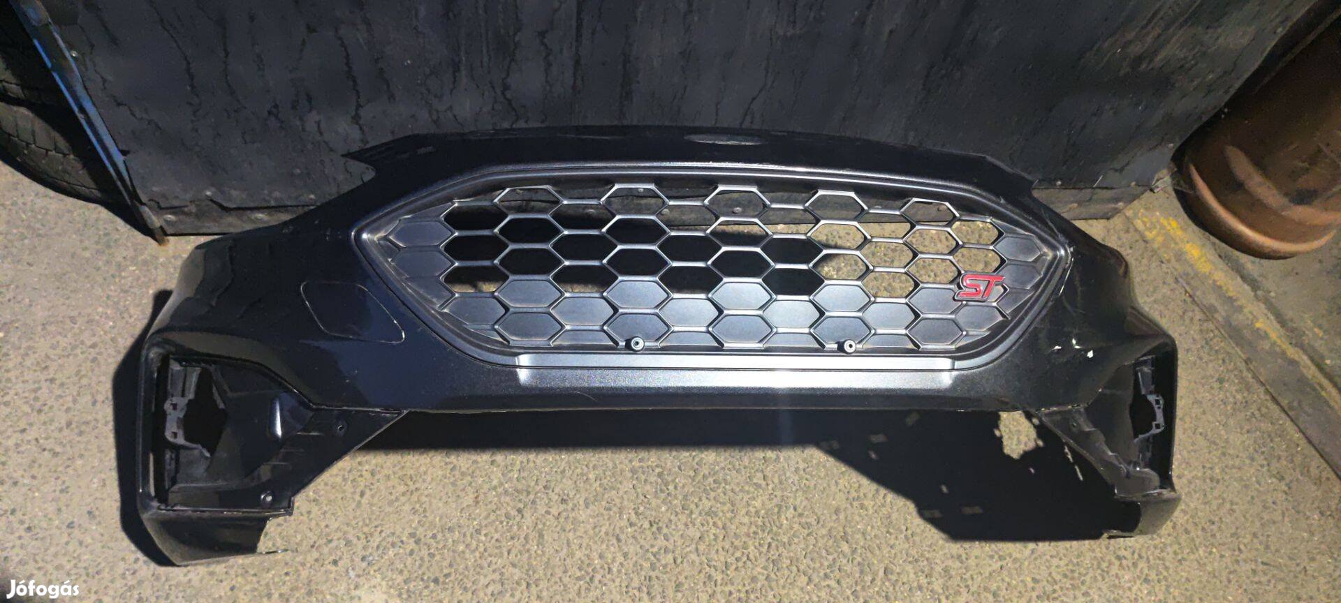 Ford Focus mk4 ST első lökhárító