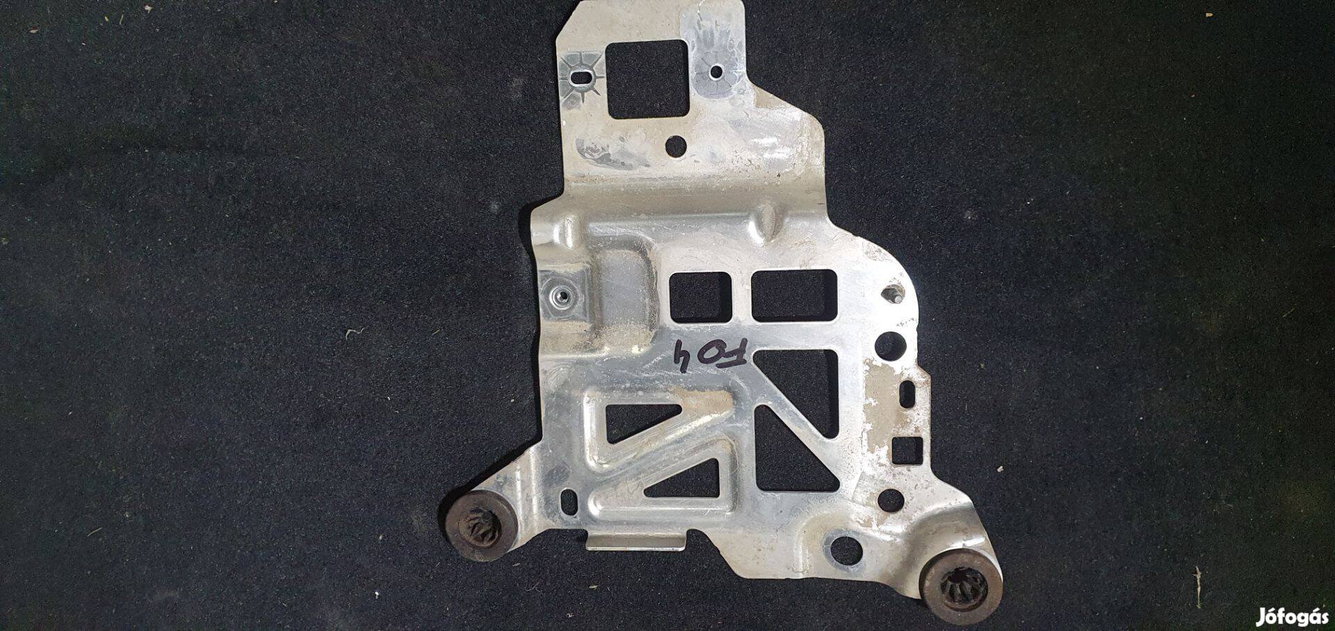 Ford Focus mk4 computer tartó konzol