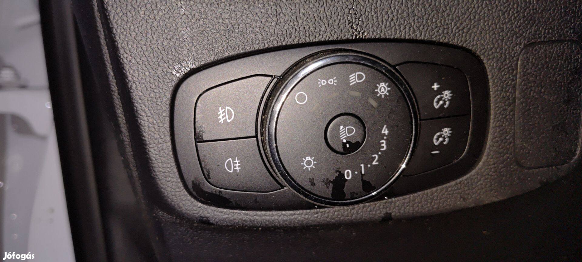 Ford Focus mk4 facelift világítás kapcsoló