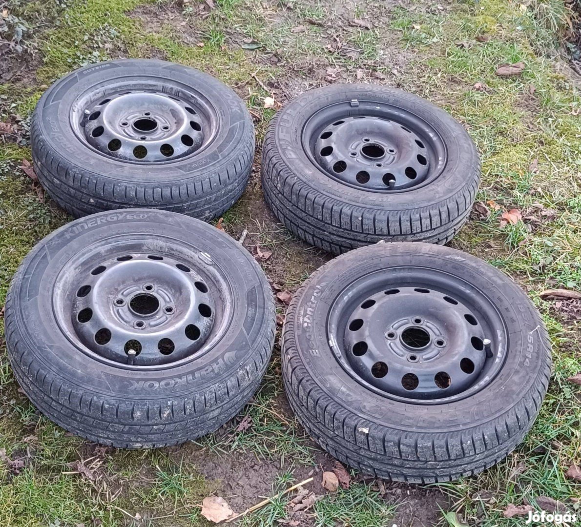 Ford Focus nyári kerék szett acélfelnin 185/65R14 4x108