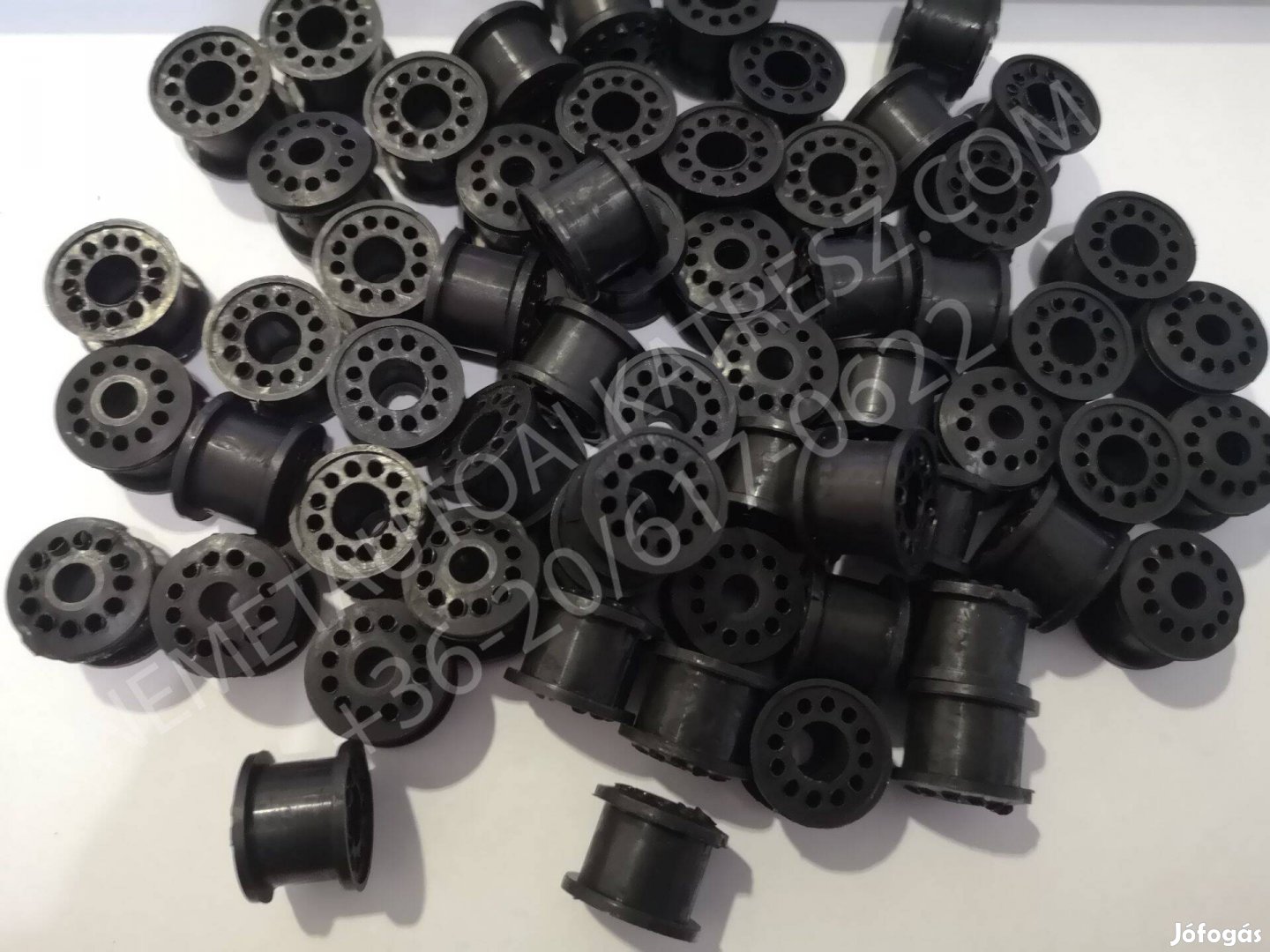 Ford Focus váltóbovden betét