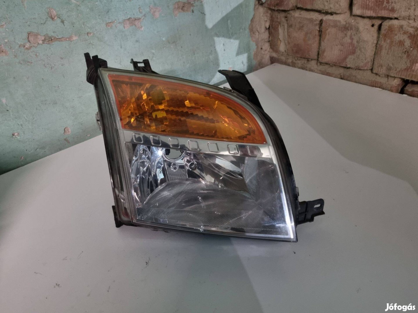 Ford Fusion Jobb első fényszóró lámpa