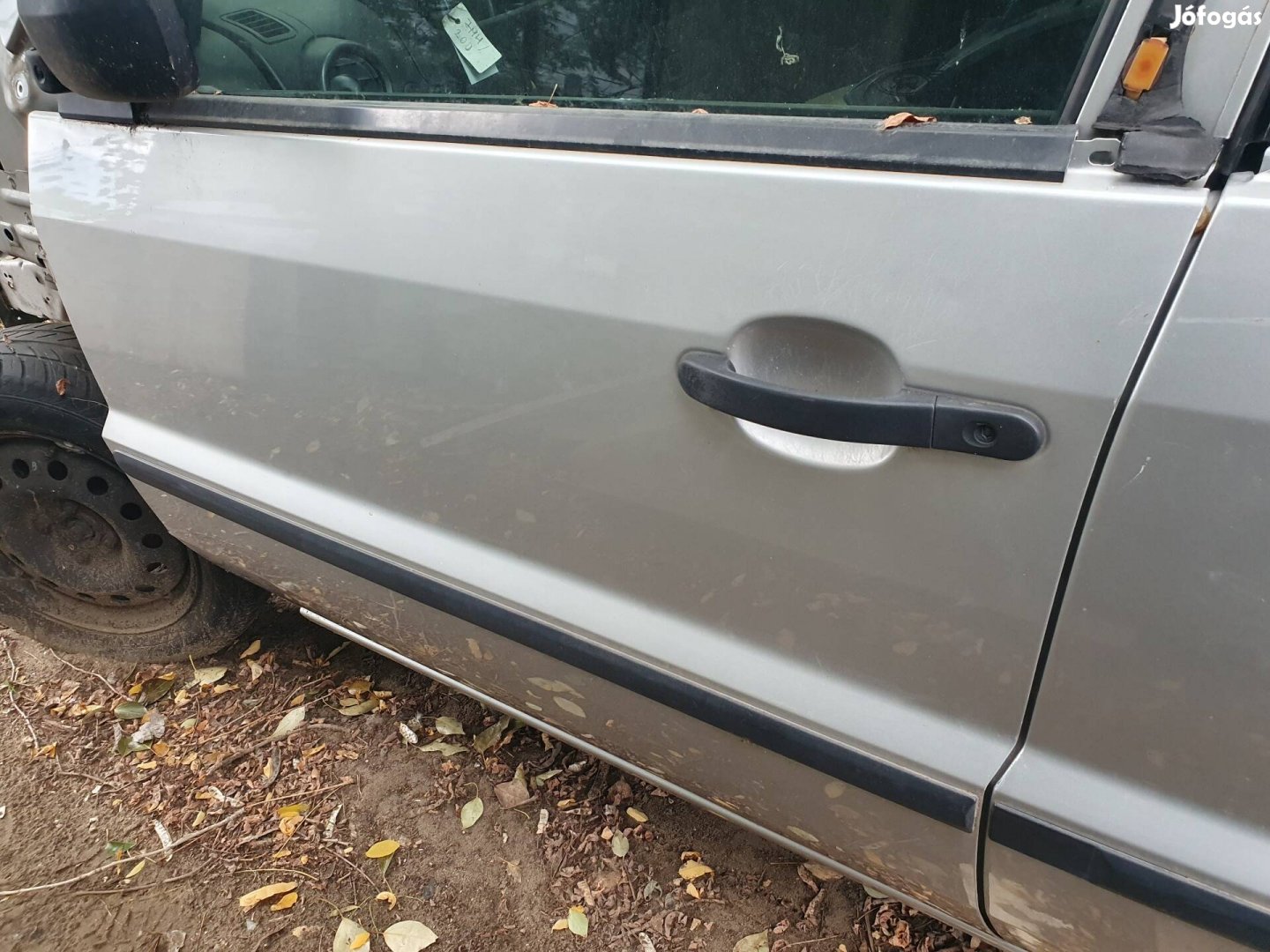 Ford Fusion bal első ajtó.