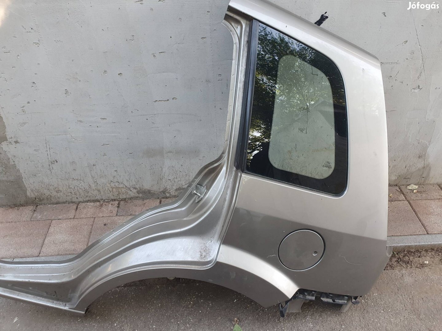 Ford Fusion bal hátsó sárvédő.