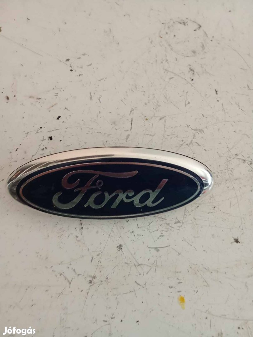 Ford Fusion hátsó embléma