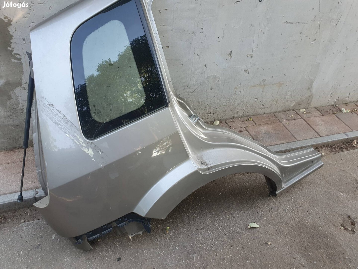 Ford Fusion jobb hátsó sárvédő.