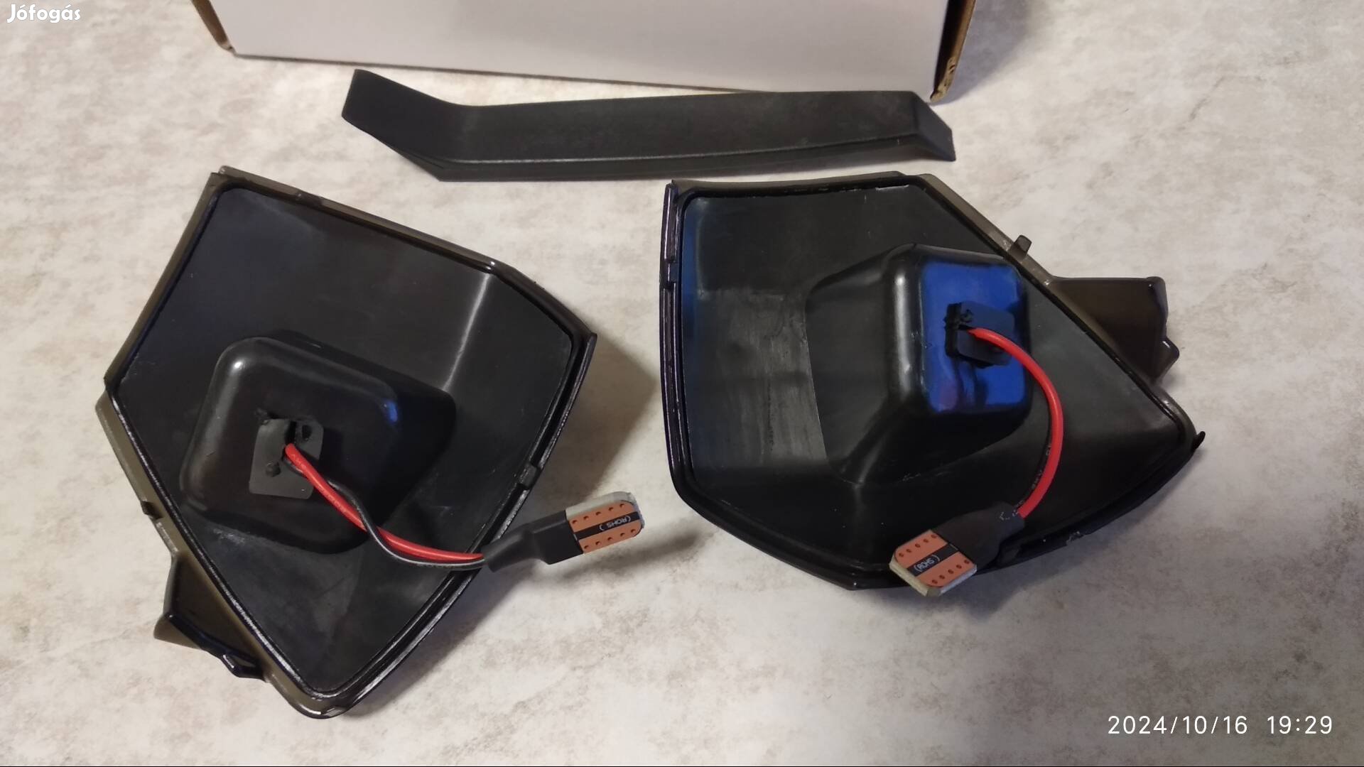Ford Galaxy és Smax led irányjelző