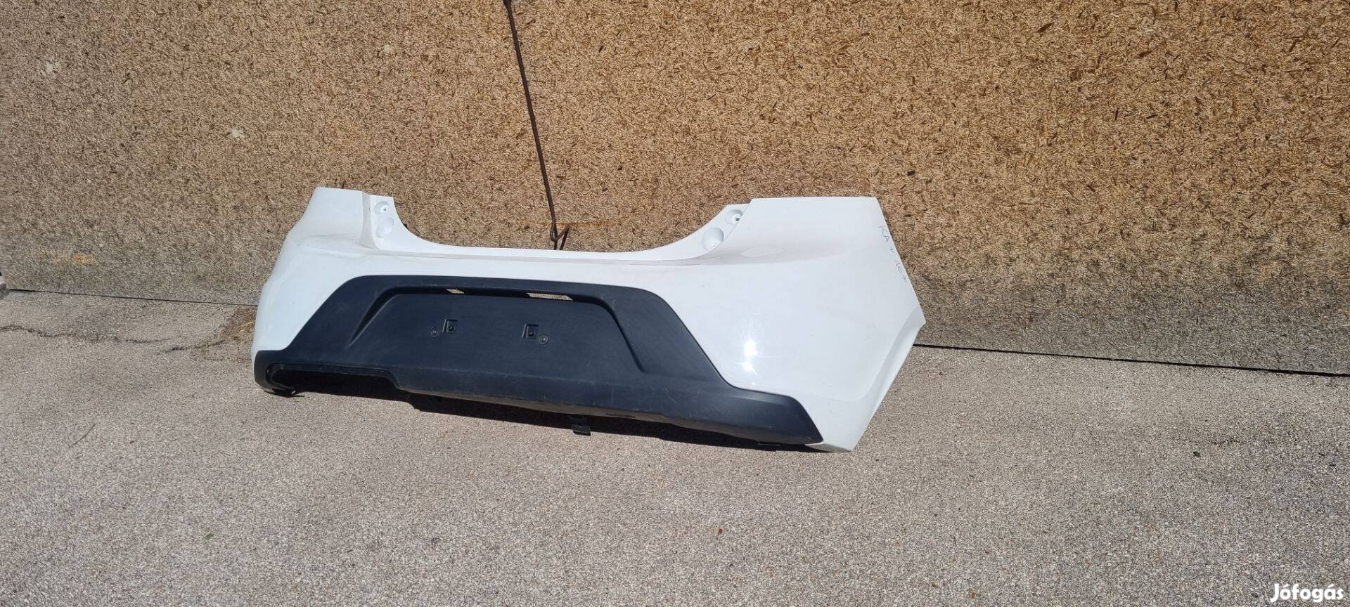 Ford KA Plus + 2016- Hátsó lökhárító