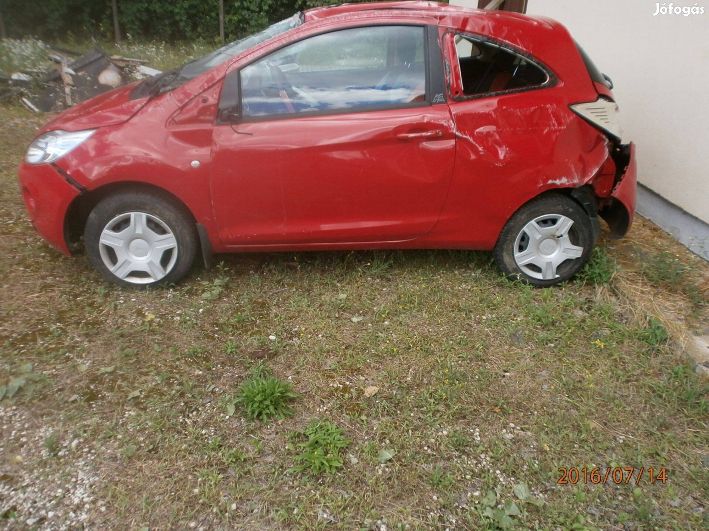 Ford-KA Trend ,2012-es ,Osztrákról :komplett,de sérűlt balos ajtó